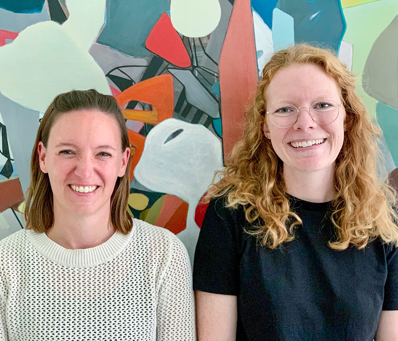 Ph.d.-studerende Louise Elkjær Fløe (t.v.) og Kirstine B. Bøndergaard , begge ved Aarhus Universitetshospital bidrager til projektet CASEMED, Cancer Patients with Pre-existing Severe Mental Disorders.